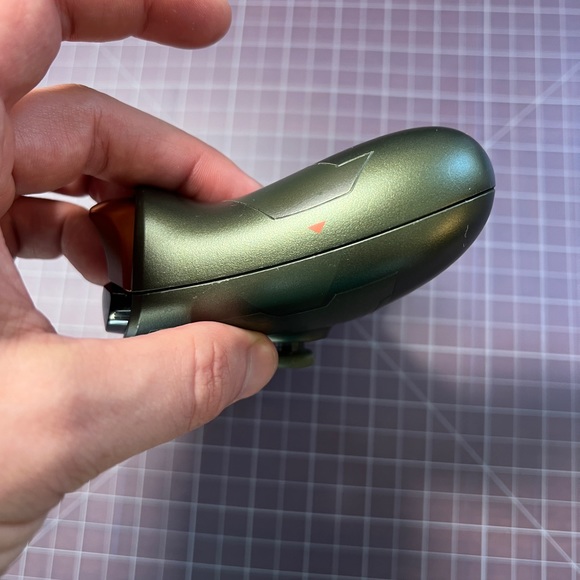 special edition Master Chief controller from the Halo 5 - Picture 7 of 9